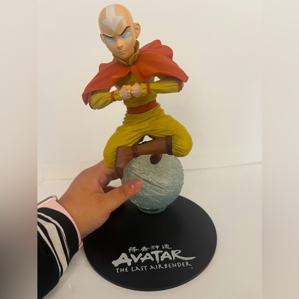 Aang Avatar Last Airbender large figure